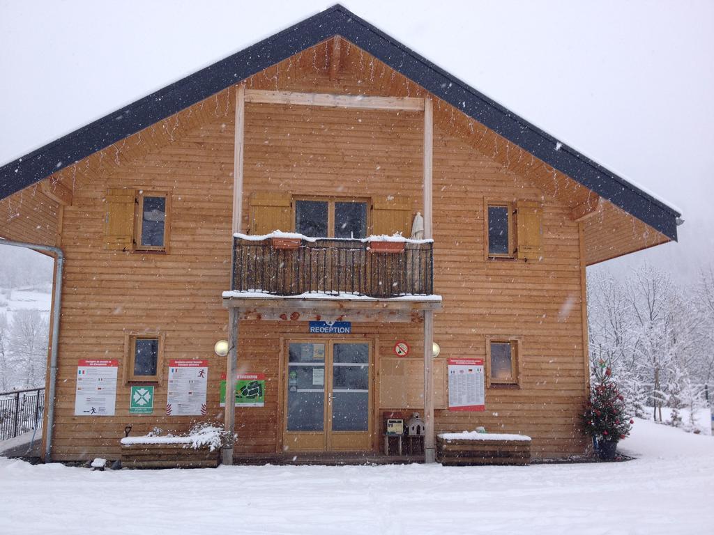 Camping Le Cians Hotel Beuil Exterior foto